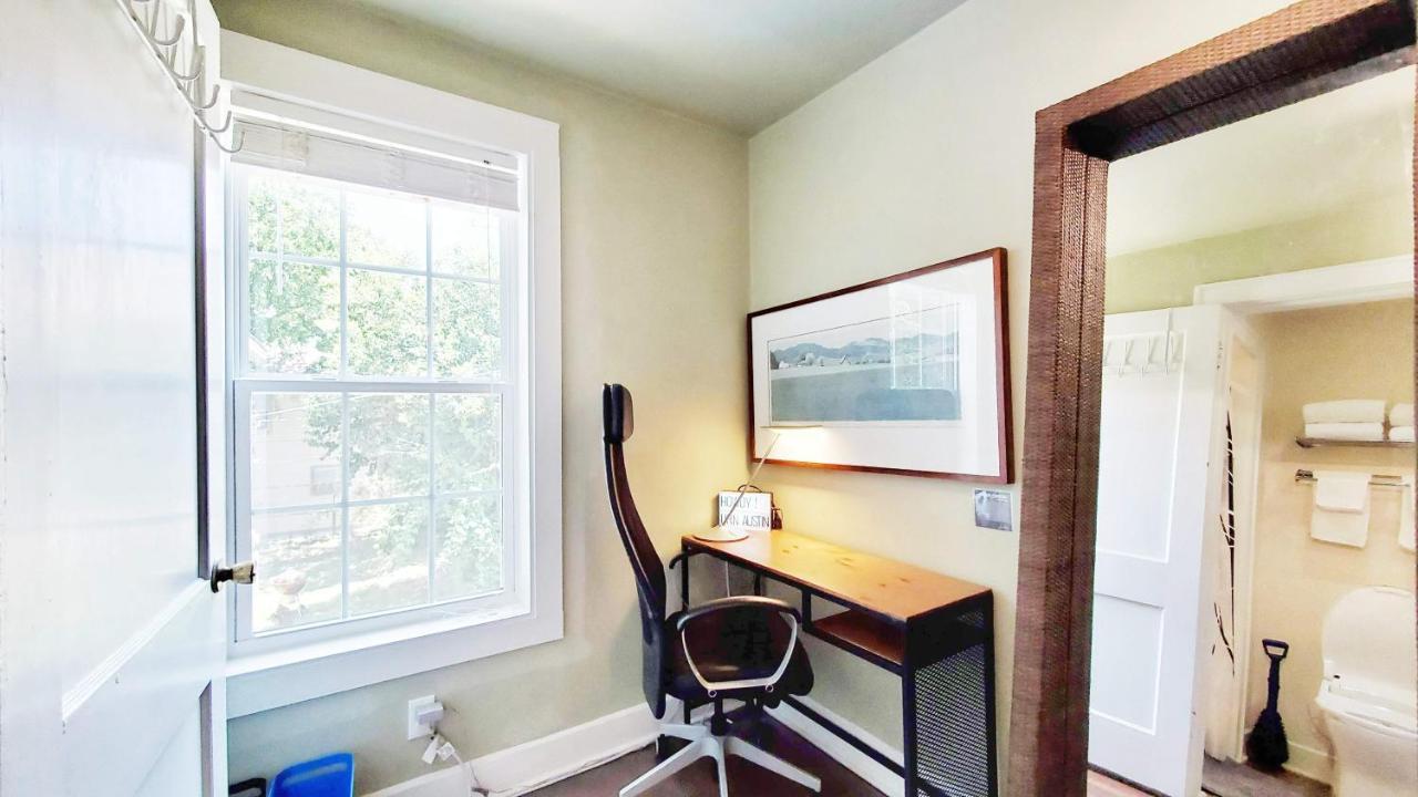 אוסטין Ut Moody Center Downtown Eco Pecan Tree House Free Wifi Parking Quiet Office מראה חיצוני תמונה